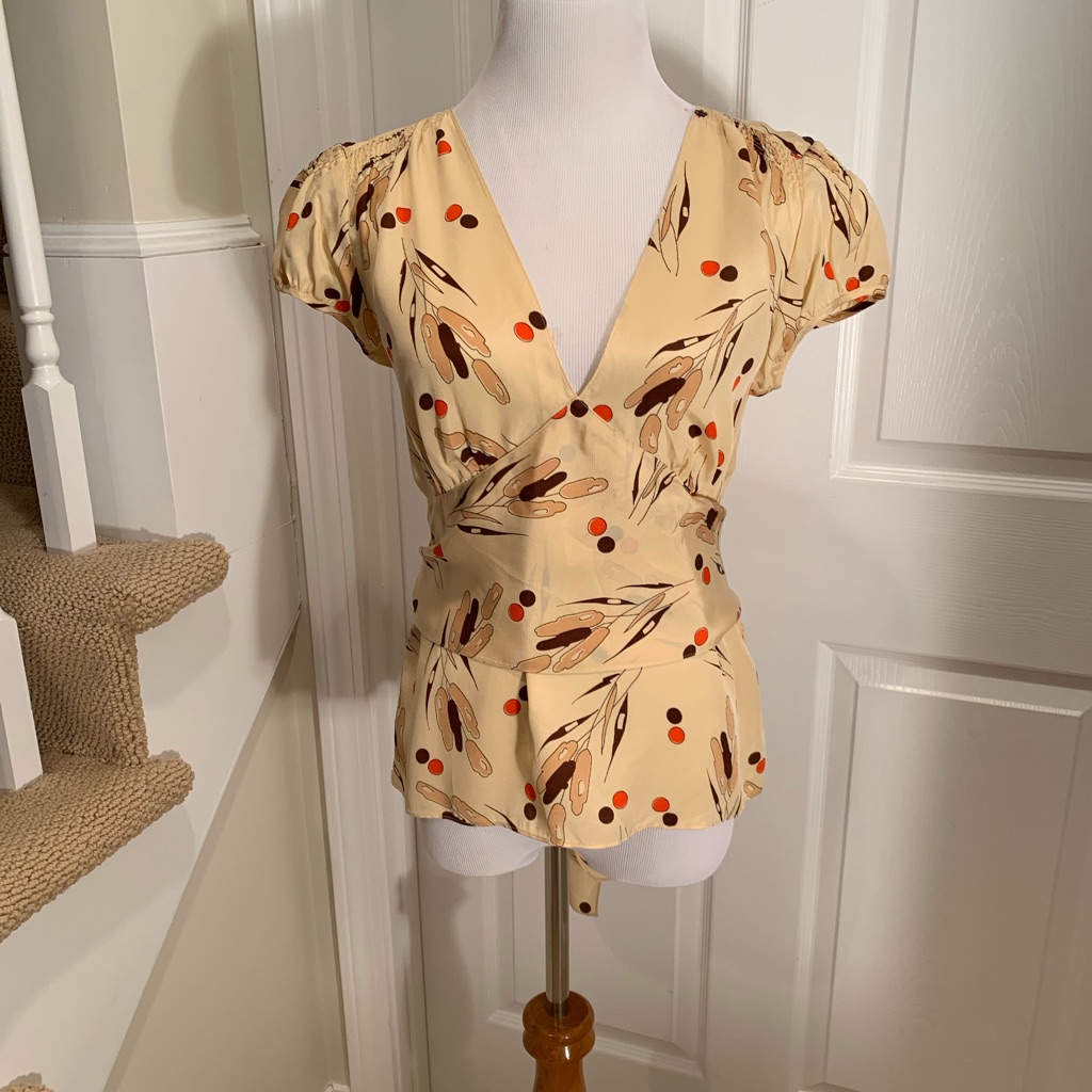 Nwot, Dkny, Silk Blouse, Tie In Front Or Back